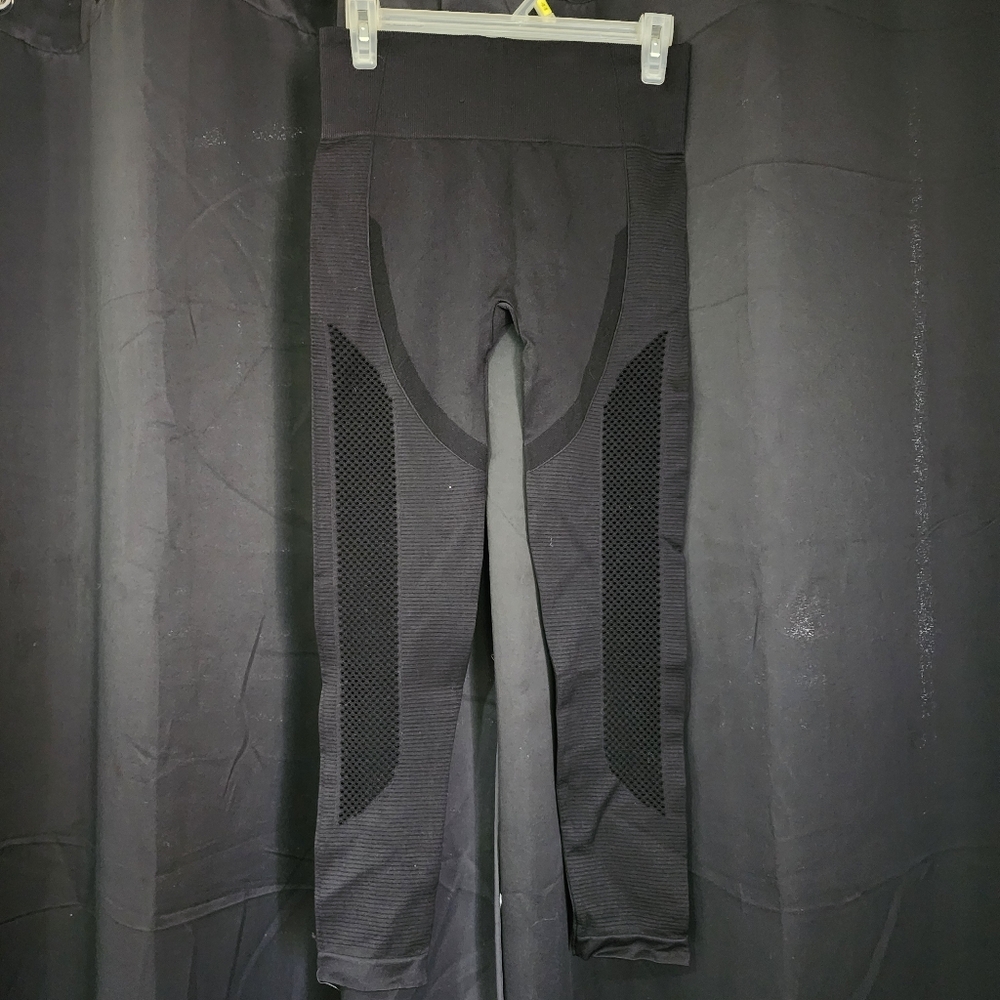 NWOT Black Athletic Leggings